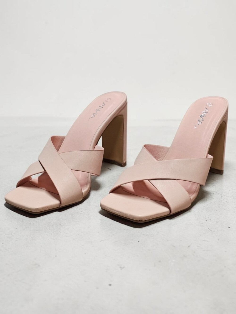 Womens Pink Block Heel Sandals With Criss-Cross Straps & Square Toe Design